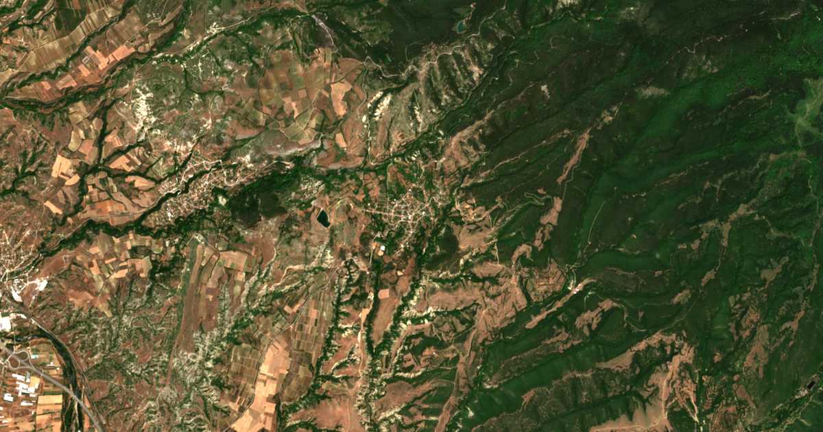 Сателитска карта на Плоски