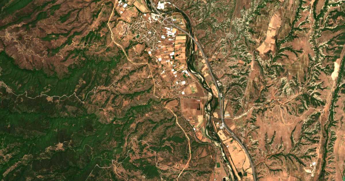Сателитска карта на Драката