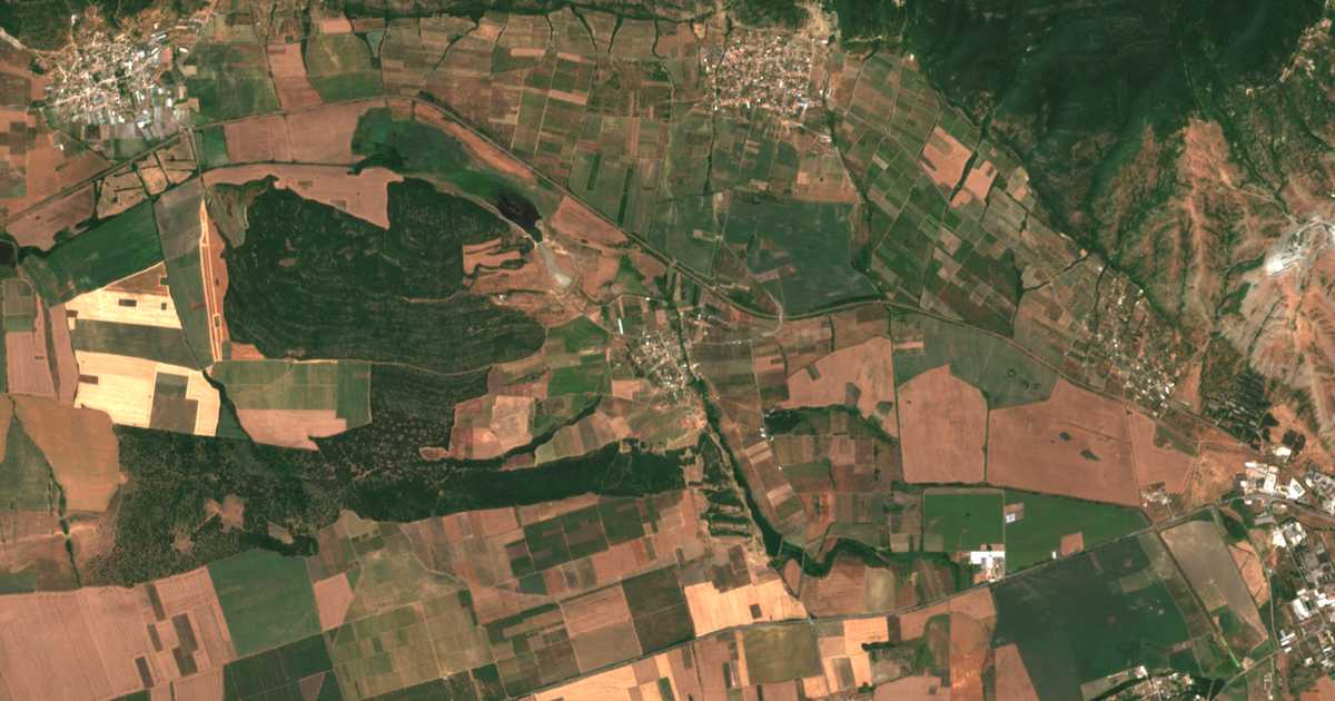 Сателитска карта на Poljanovo