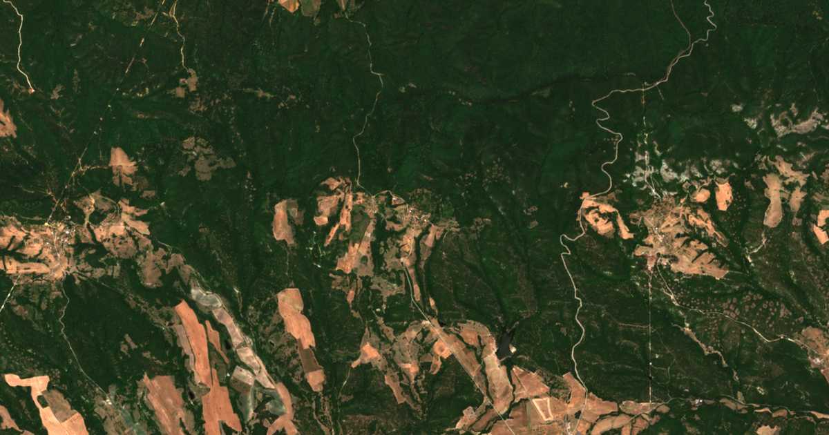 Сателитска карта на Zlatoustovo