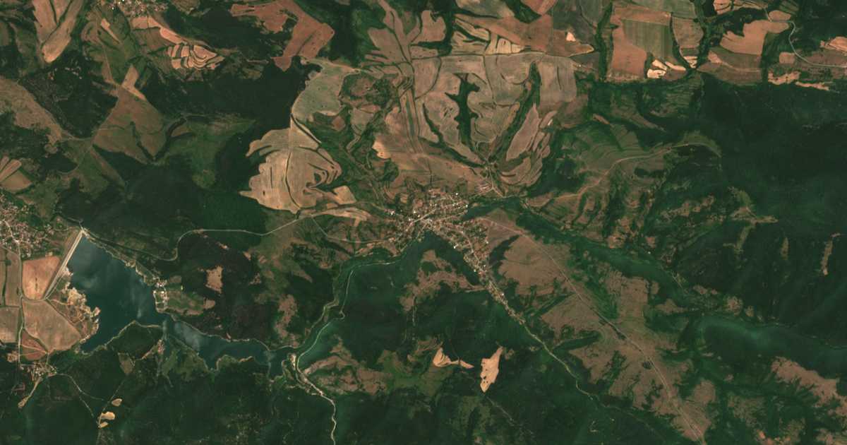 Сателитска карта на Golema Rakovica