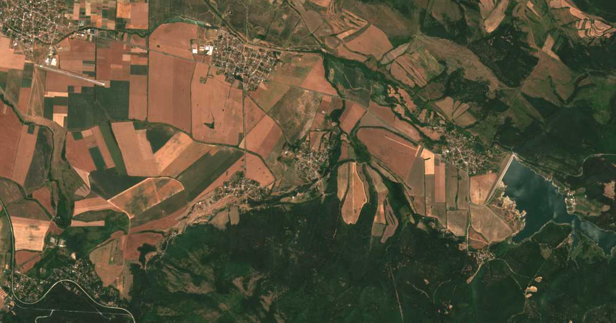 Сателитска карта на Karapolci