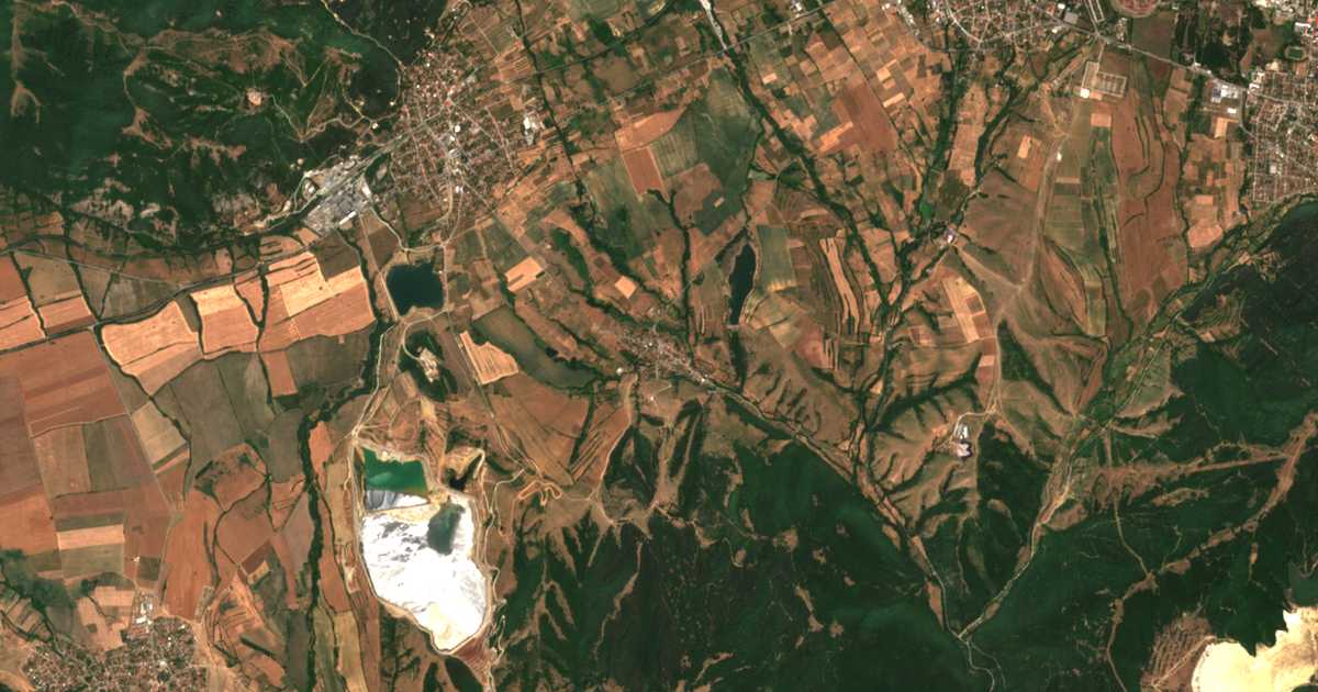 Сателитска карта на Karlievo