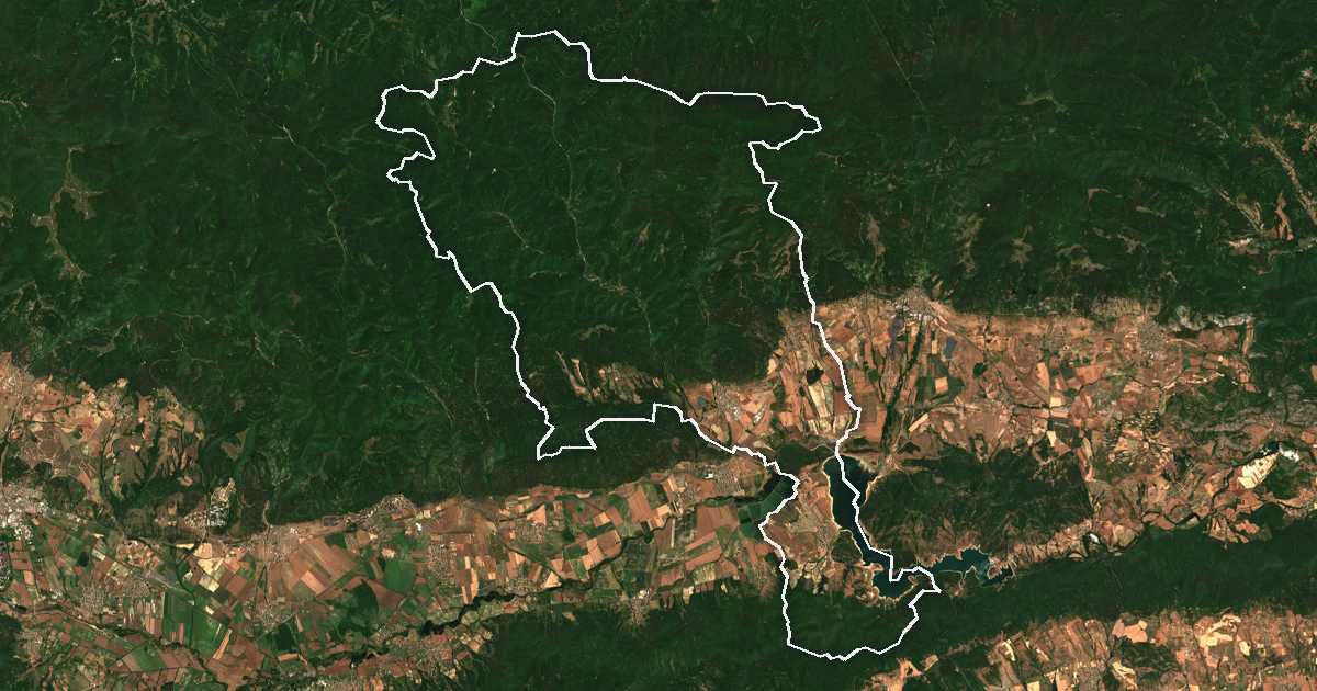 Сателитска снимка со исцртана граница: Gurkovo