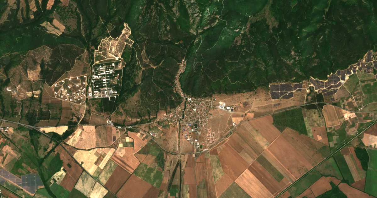 Сателитска карта на М’глиж