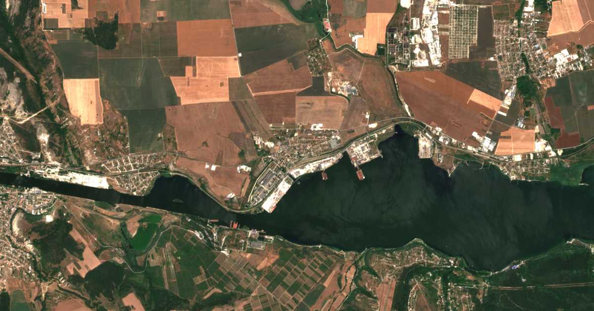 Сателитска карта на Ezerovo