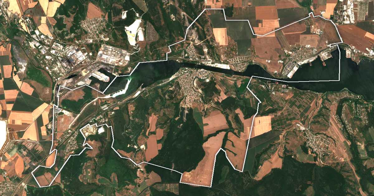 Сателитска снимка со исцртана граница: Beloslav
