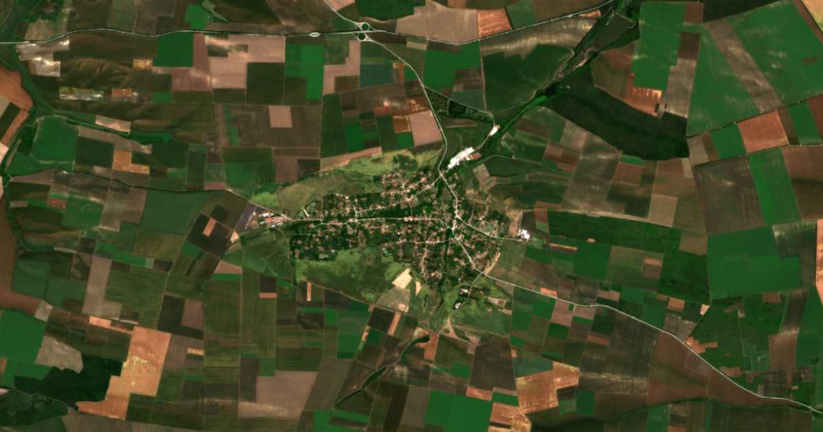 Сателитска карта на Strahilovo