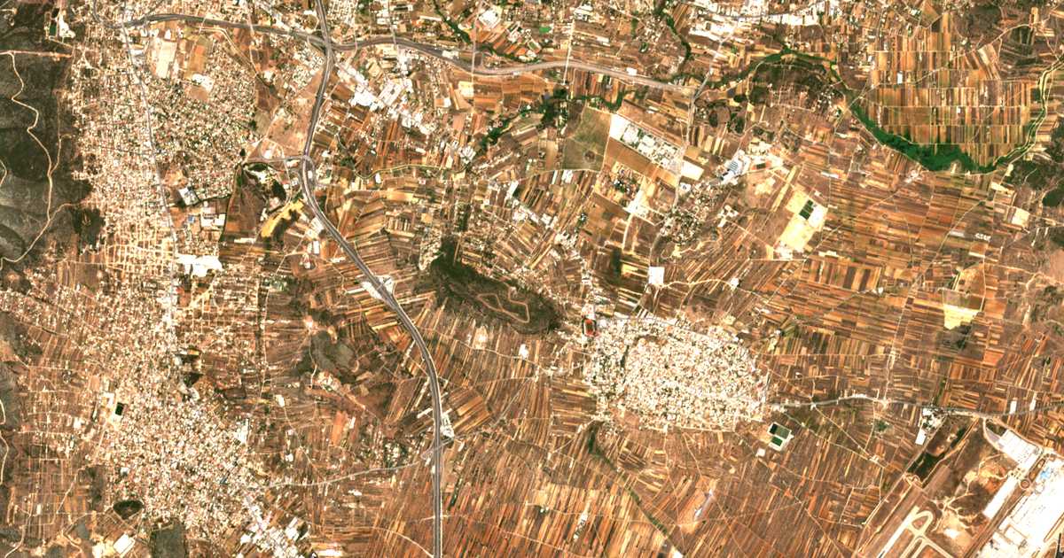 Сателитска карта на Ágios Nikólaos Boúra