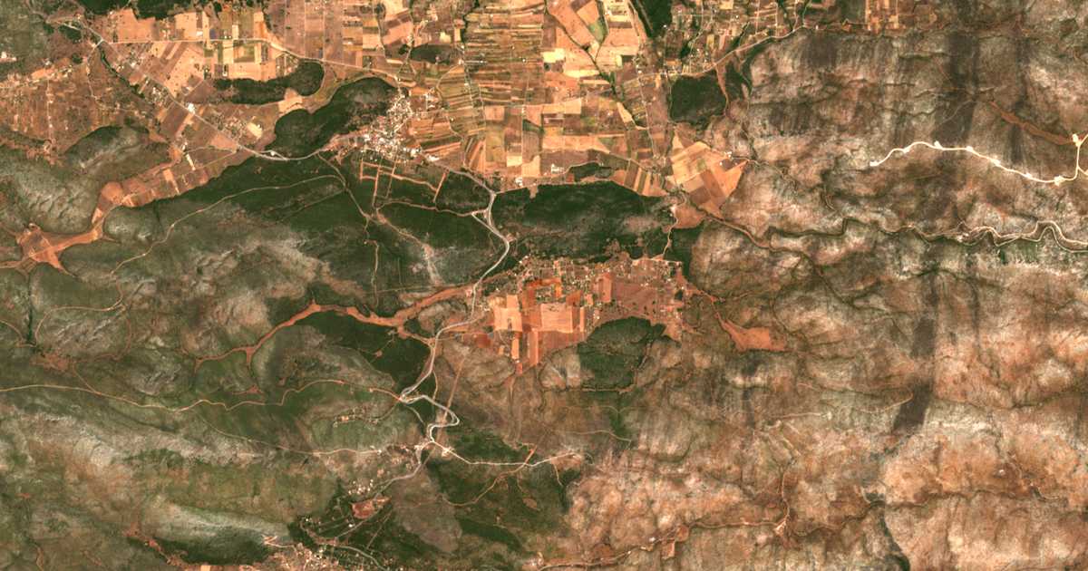 Сателитска карта на Pournári