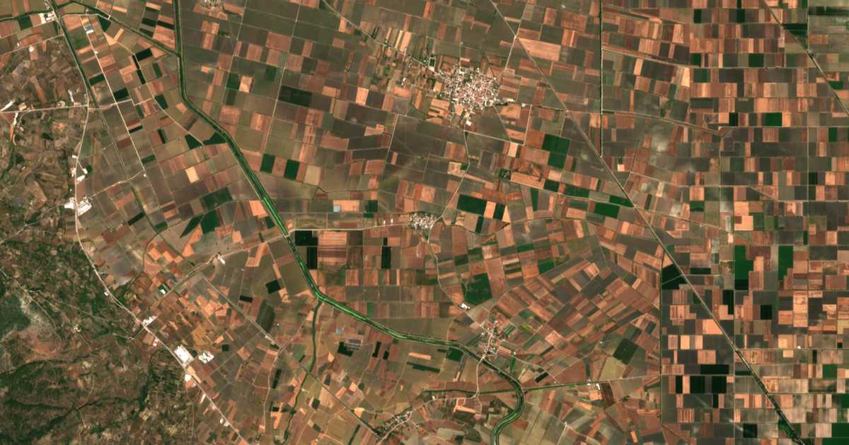 Сателитска карта на Mavrógeia