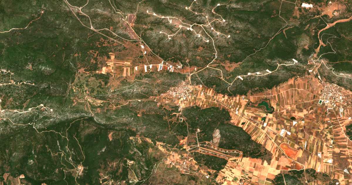 Сателитска карта на Pýli
