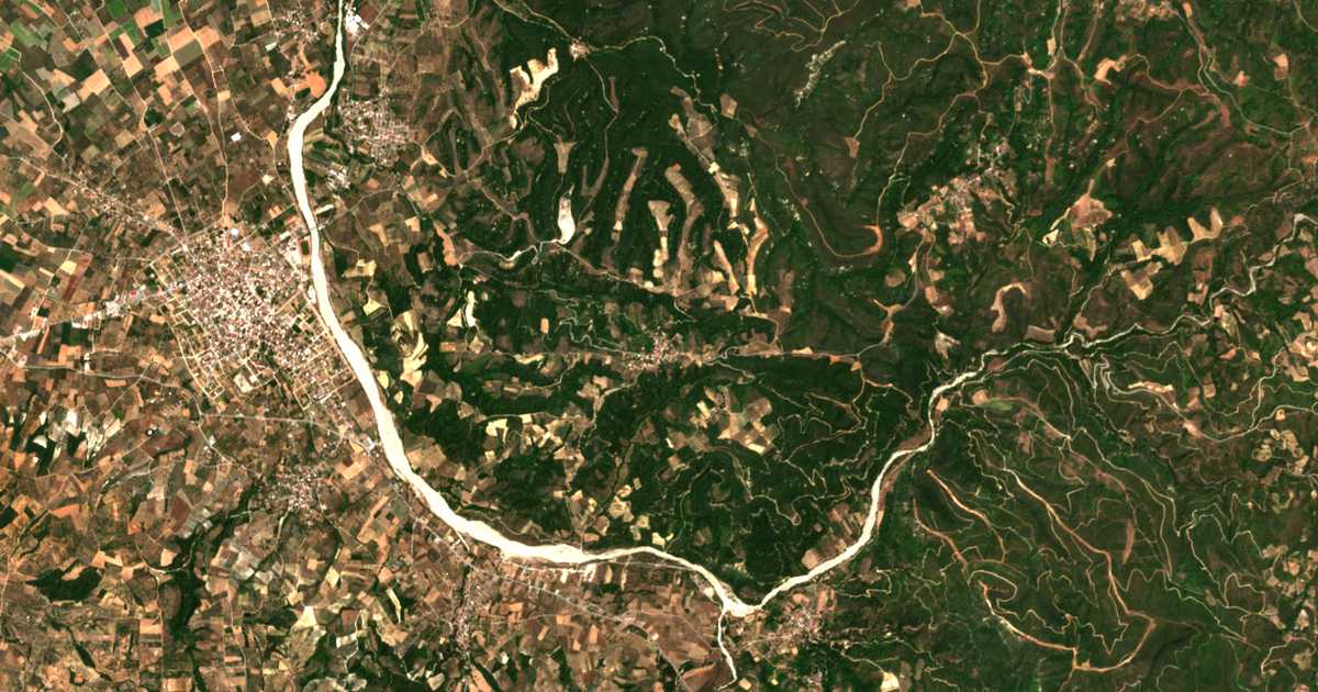 Сателитска карта на Avgariá