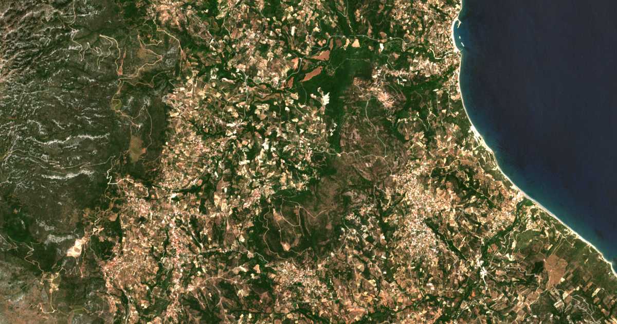 Сателитска карта на Káto Kouroúnion