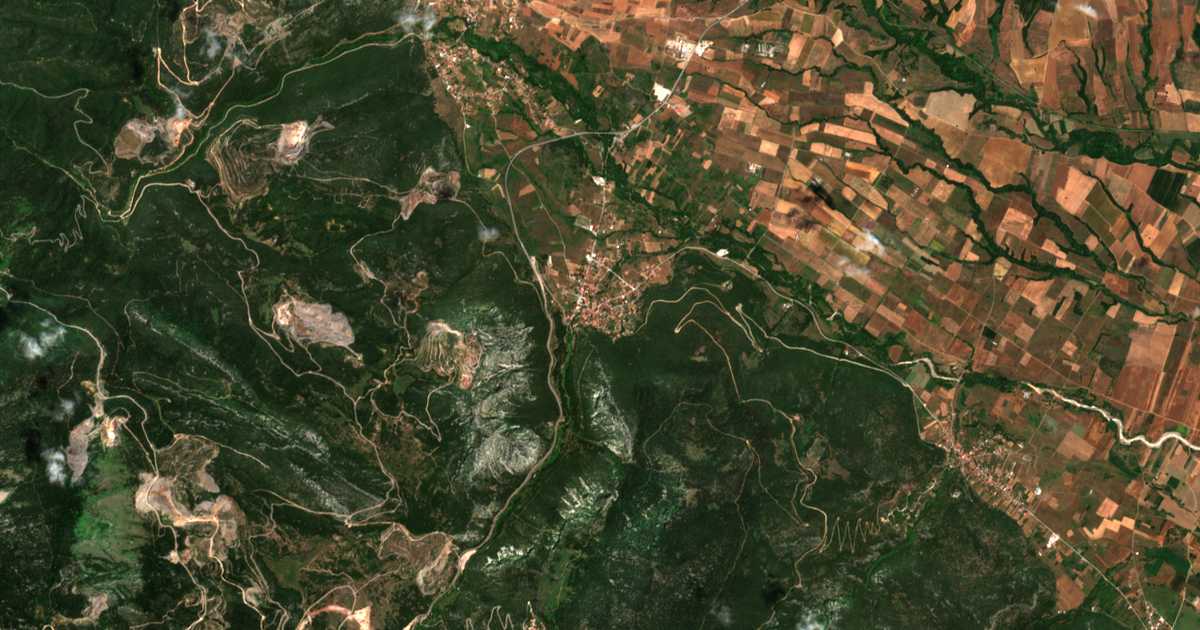 Сателитска карта на Graviá