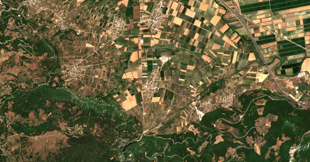 Сателитска карта на Irákleia
