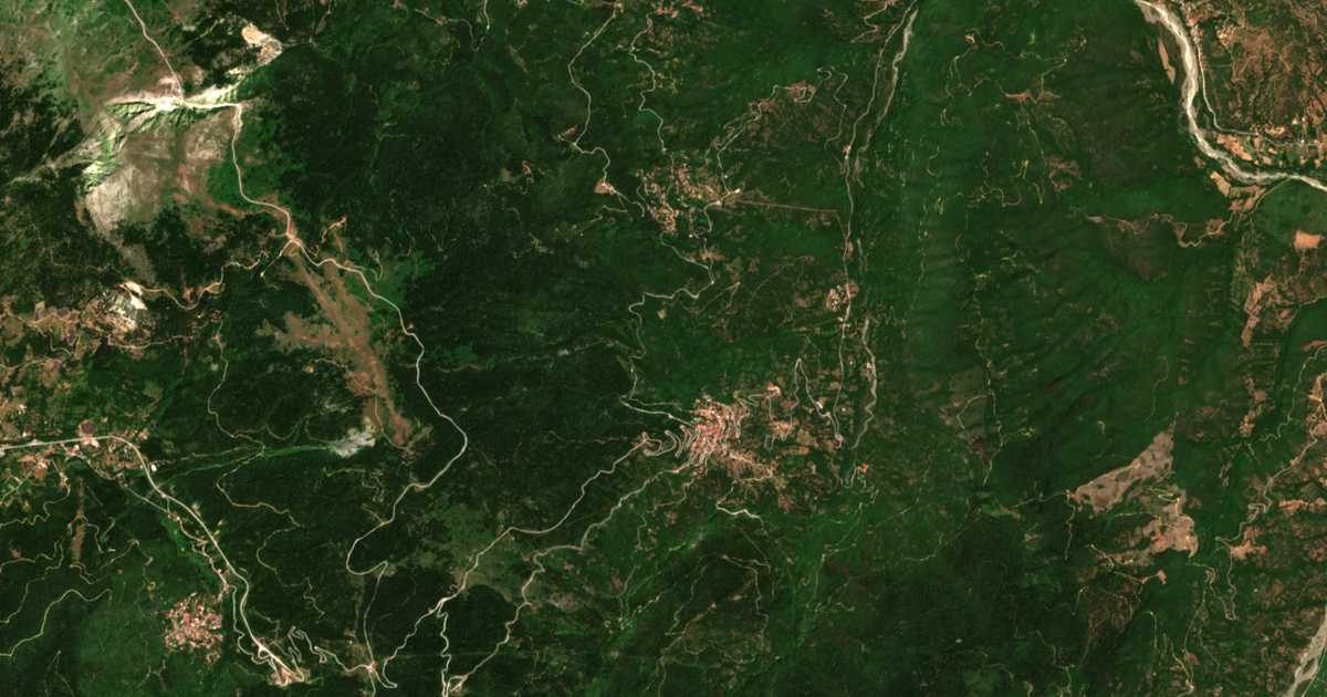 Сателитска карта на Mesaía Kápsi