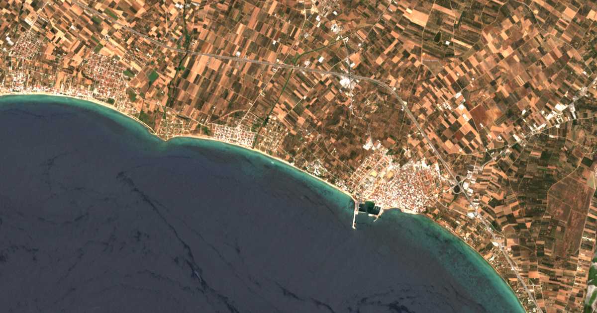 Сателитска карта на Paralía Portariás