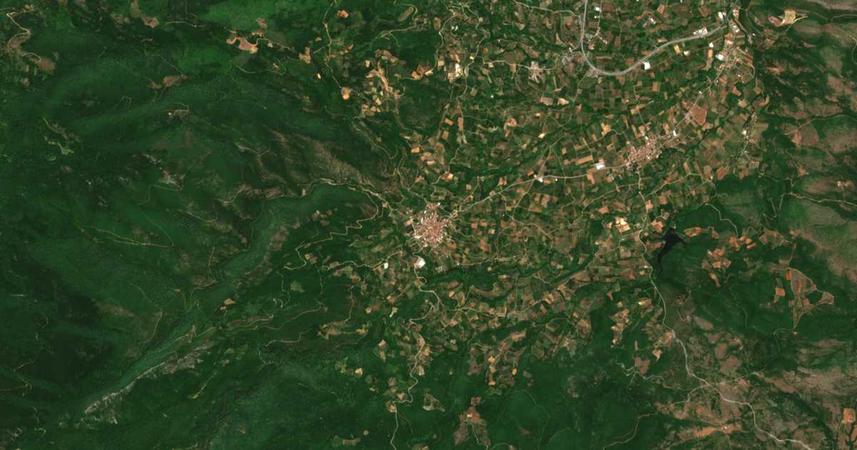 Сателитска карта на Под