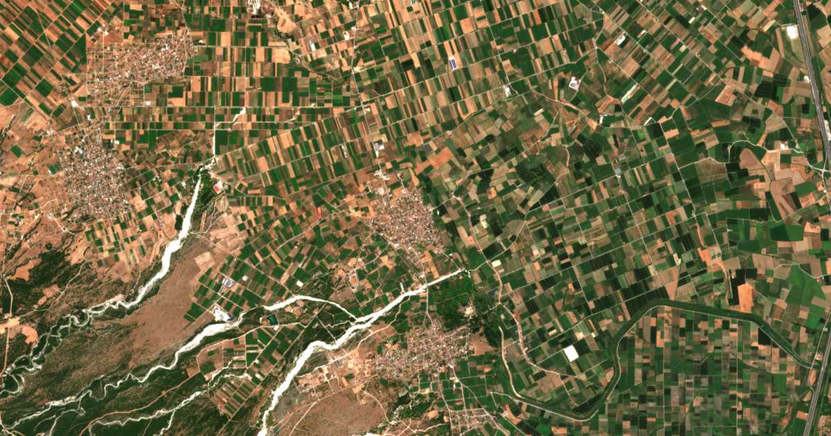 Сателитска карта на Карица