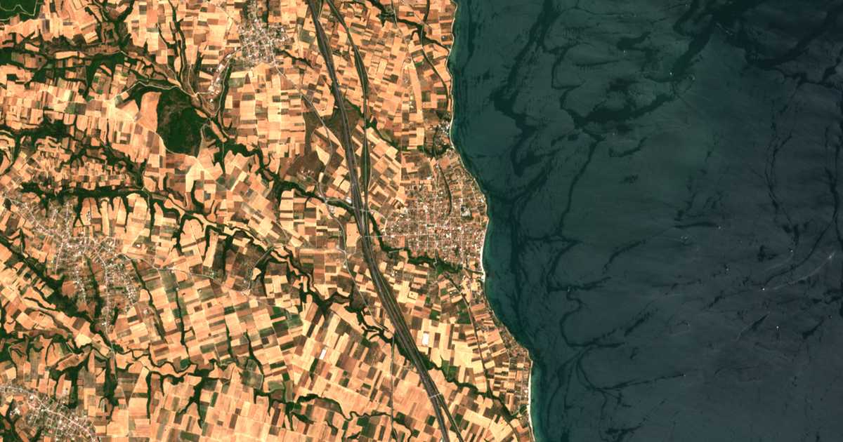 Сателитска карта на Макријалос