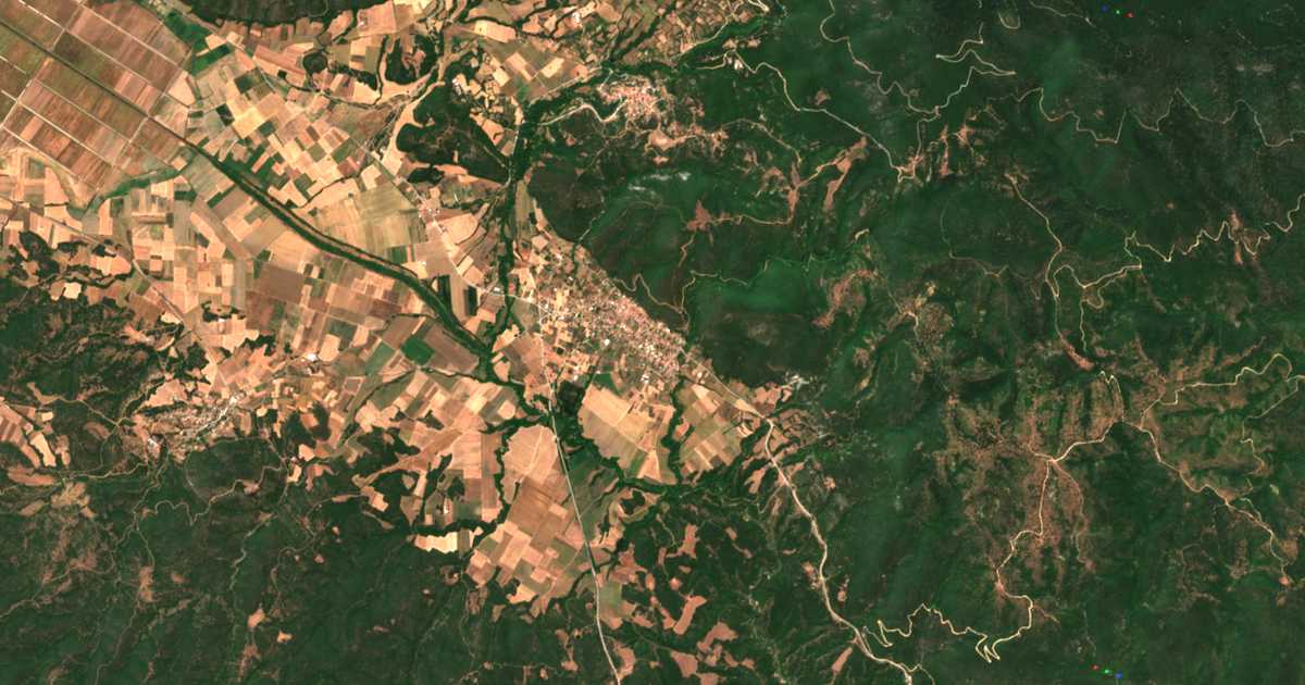 Сателитска карта на Маслар