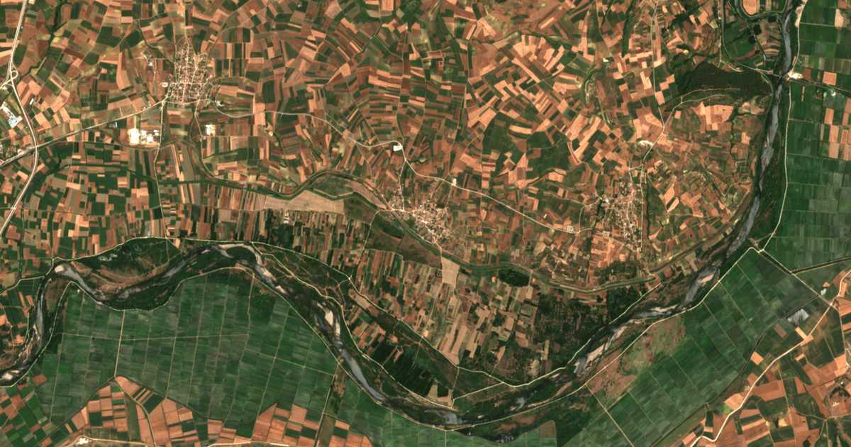 Сателитска карта на Prangíon