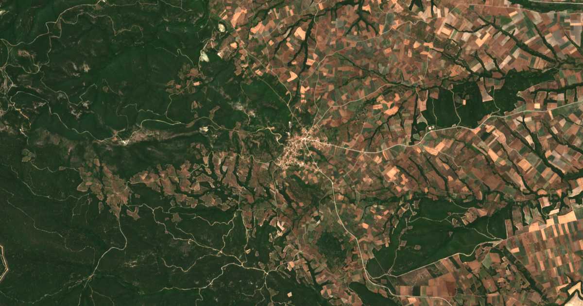 Сателитска карта на Petrotá