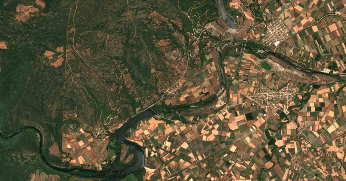 Сателитска карта на Therapeió