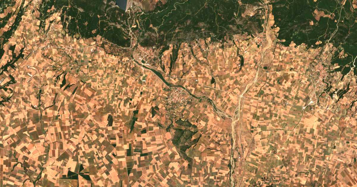 Сателитска карта на Lamprón