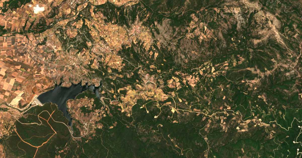 Сателитска карта на Néda