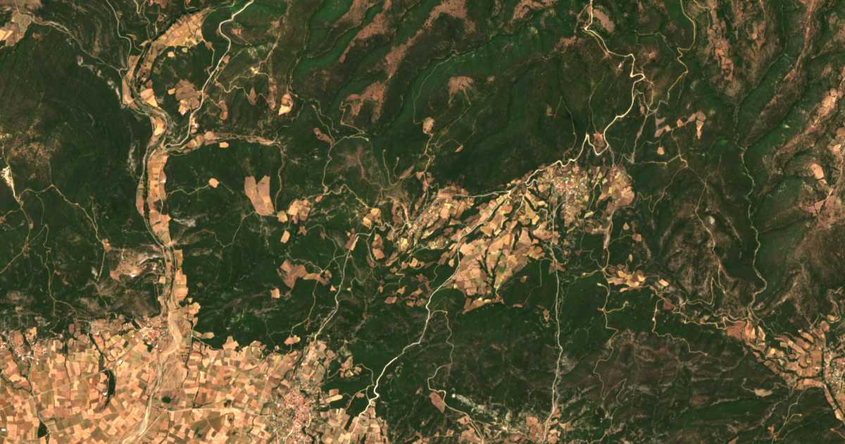 Сателитска карта на Skiáda