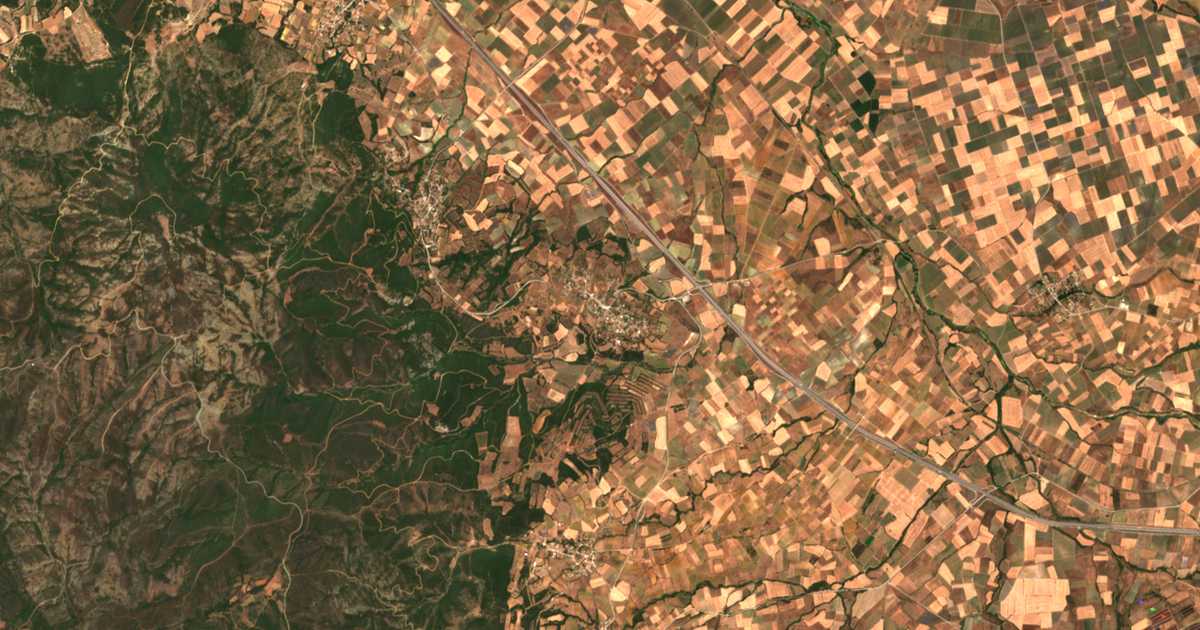 Сателитска карта на Dióni