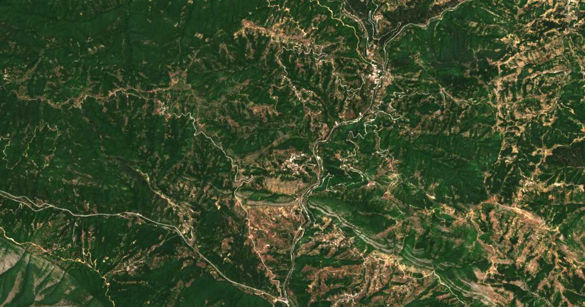 Сателитска карта на Álma