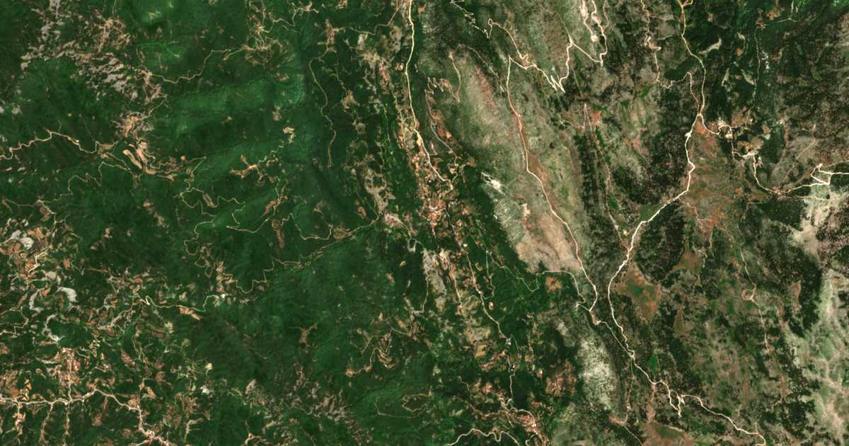 Сателитска карта на Skoulikariá