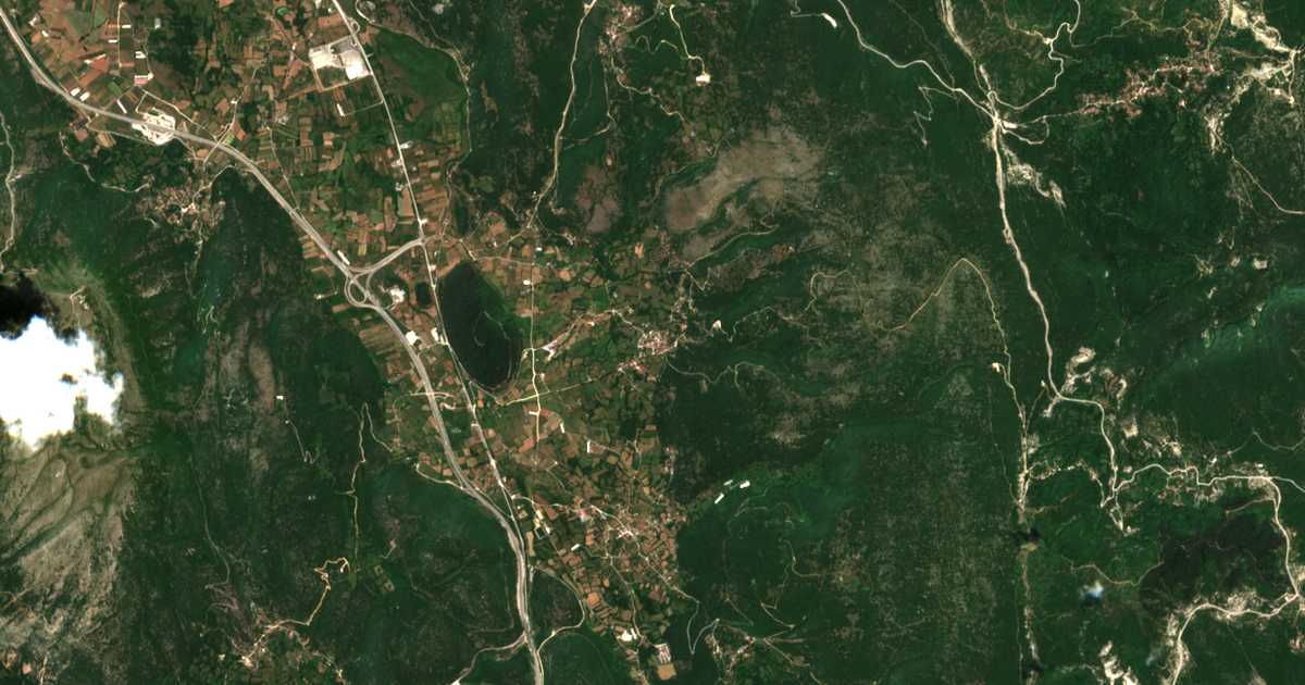 Сателитска карта на Avgón