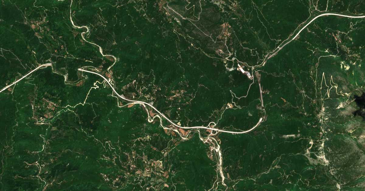 Сателитска карта на Бурлеша