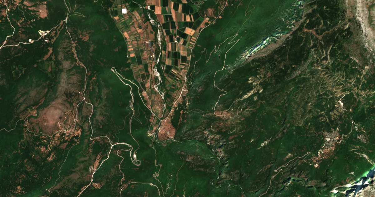 Сателитска карта на Kalývia