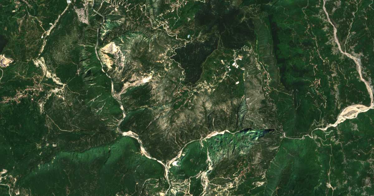Сателитска карта на Chouliarádes