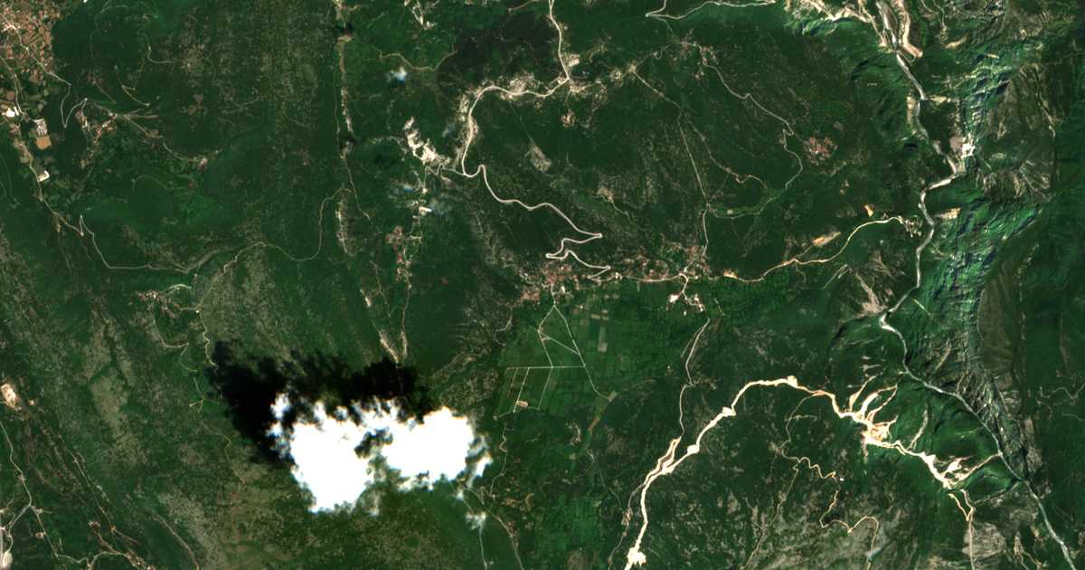 Сателитска карта на Plaísia