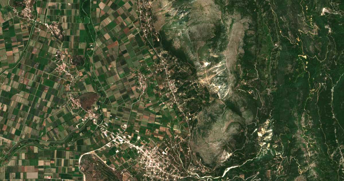 Сателитска карта на Nárkissos