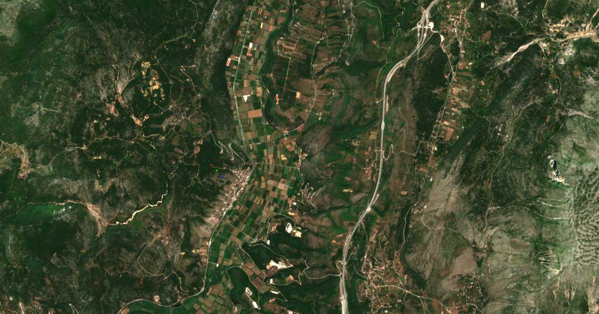 Сателитска карта на Vathý