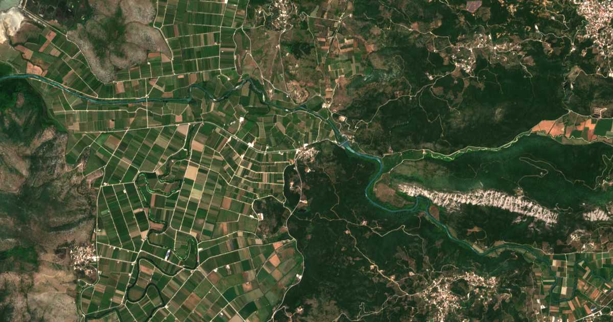 Сателитска карта на Rágion