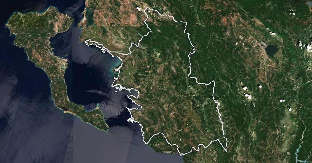 Сателитска снимка со исцртана граница: Теспротија
