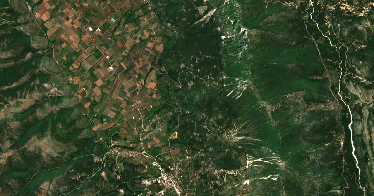 Сателитска карта на Agorá
