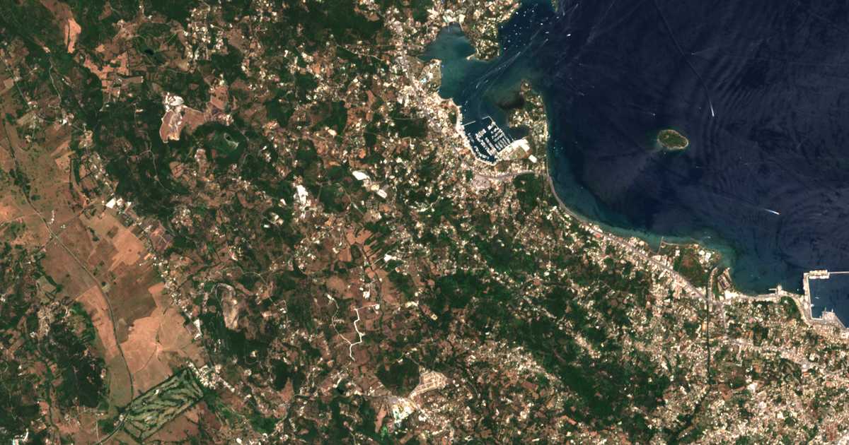 Сателитска карта на Kyrá Chrysikoú