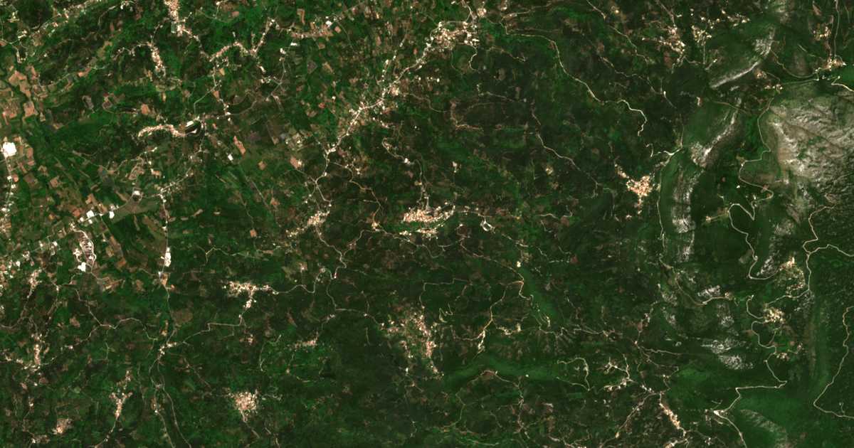 Сателитска карта на Nýmfai