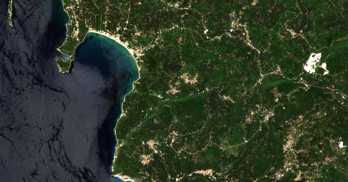 Сателитска карта на Prinýlas