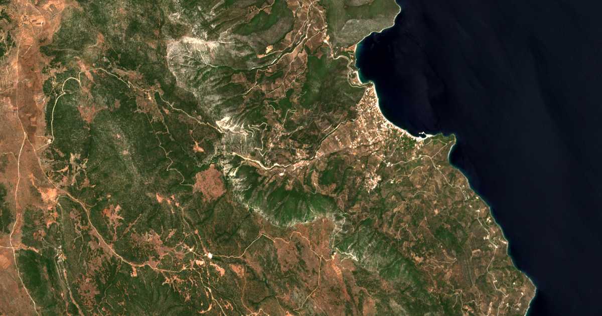Сателитска карта на Tyrós
