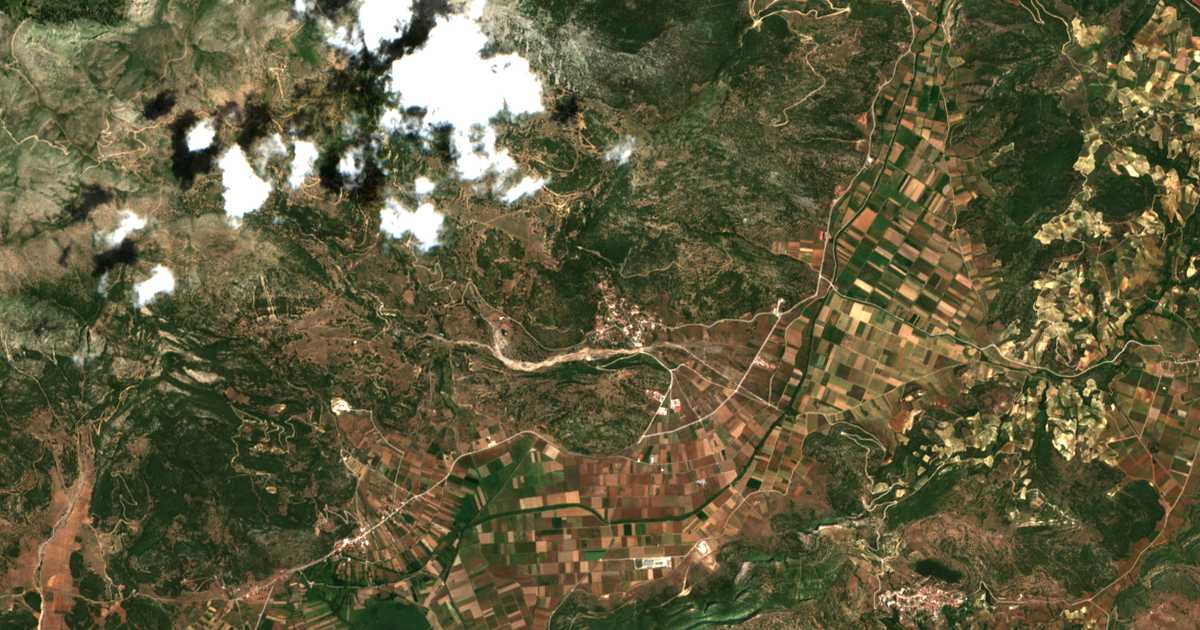 Сателитска карта на Kalianoí